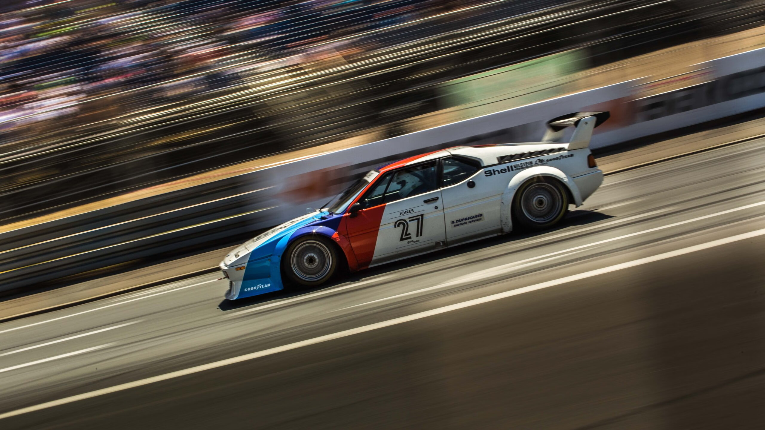 德国女子200米蝶泳选手在预赛中表现出色，晋级半决赛，女子200米蝶泳决赛东京奥运会