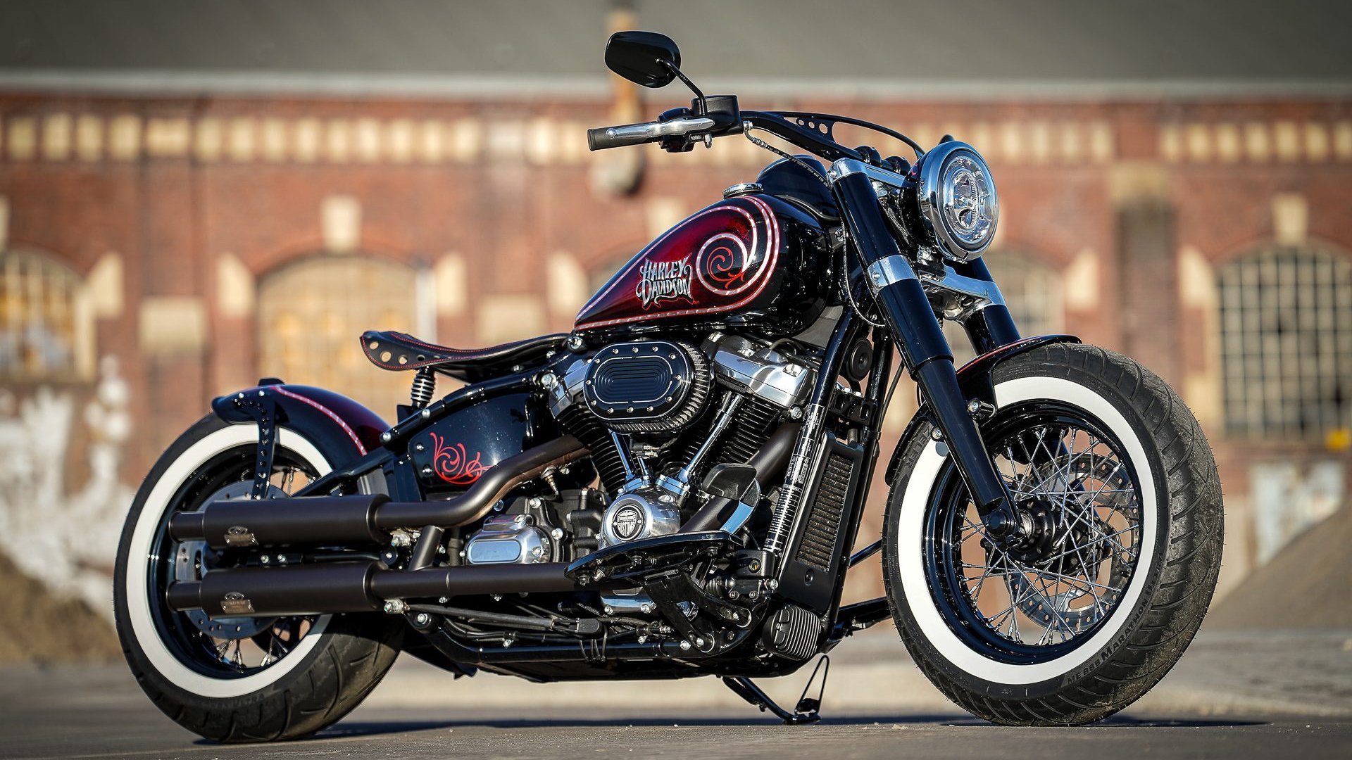 女子足球联赛开展球员访谈活动加强与球迷互动,女足赛后采访视频