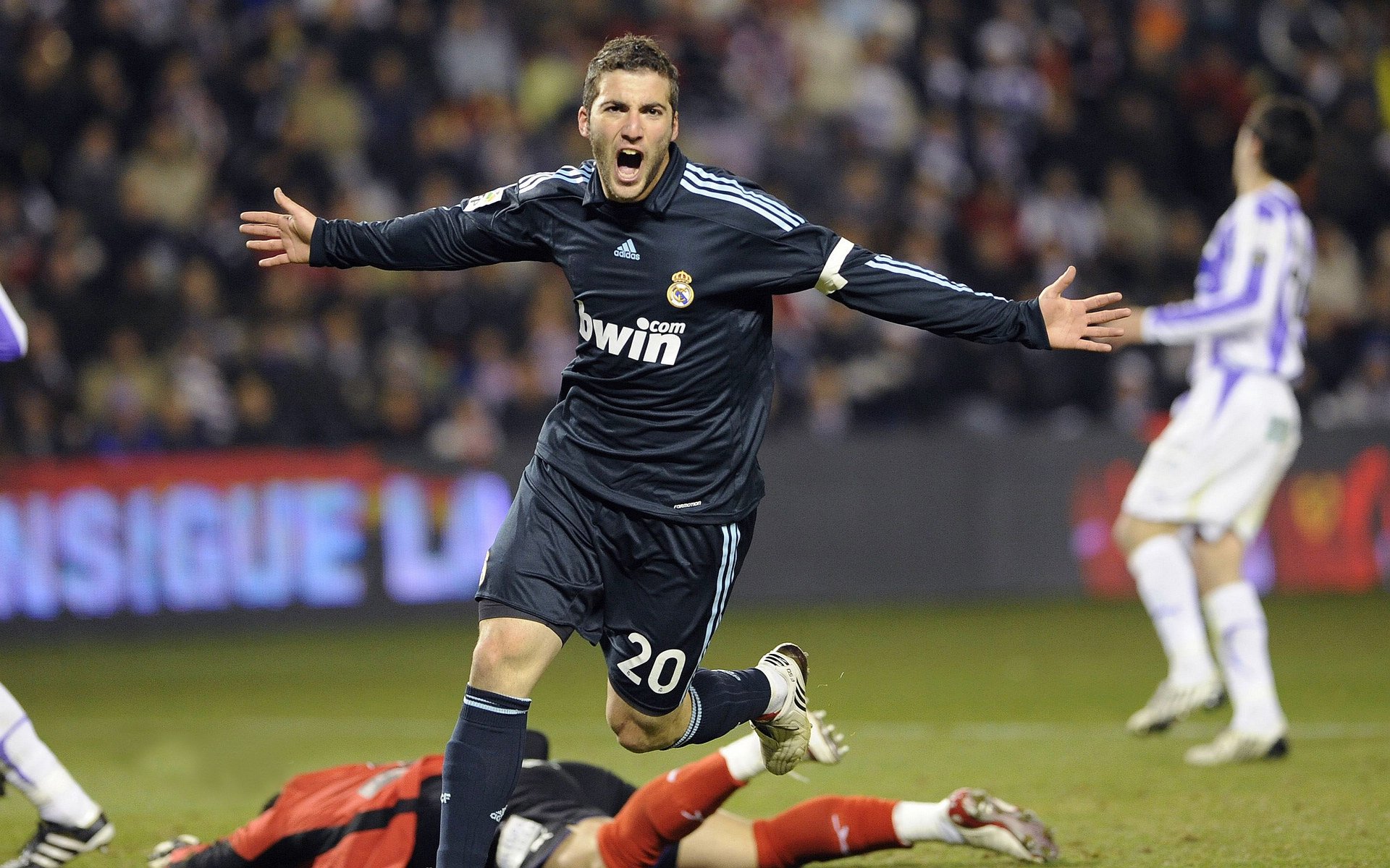 奥预赛国足复仇 球迷热情再度点燃,国足奥运赛程