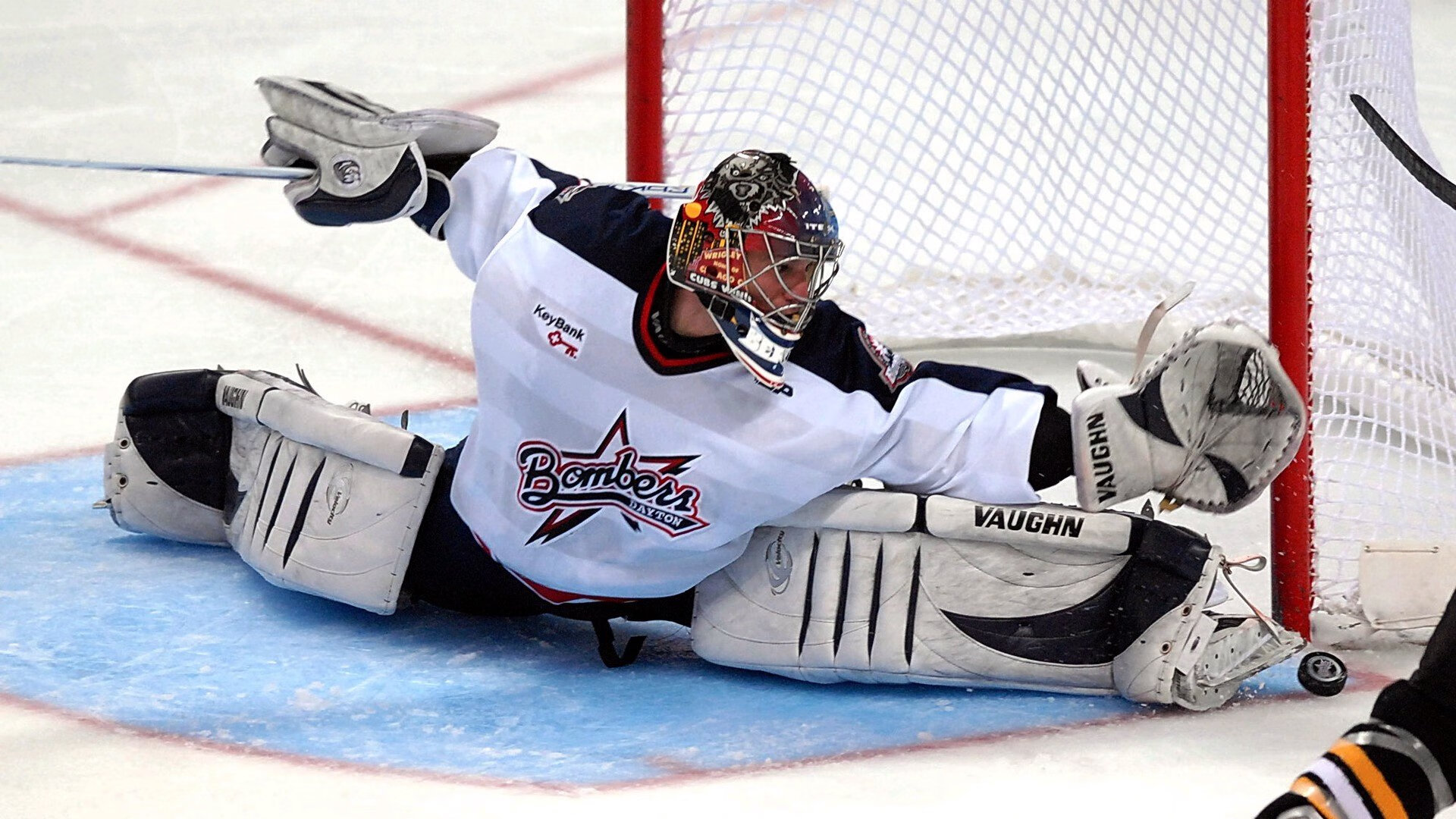 开云体育中国官方网站-职业球员赛事周期过密影响恢复质量